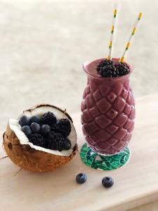 blackberry pineapple smoothie 2